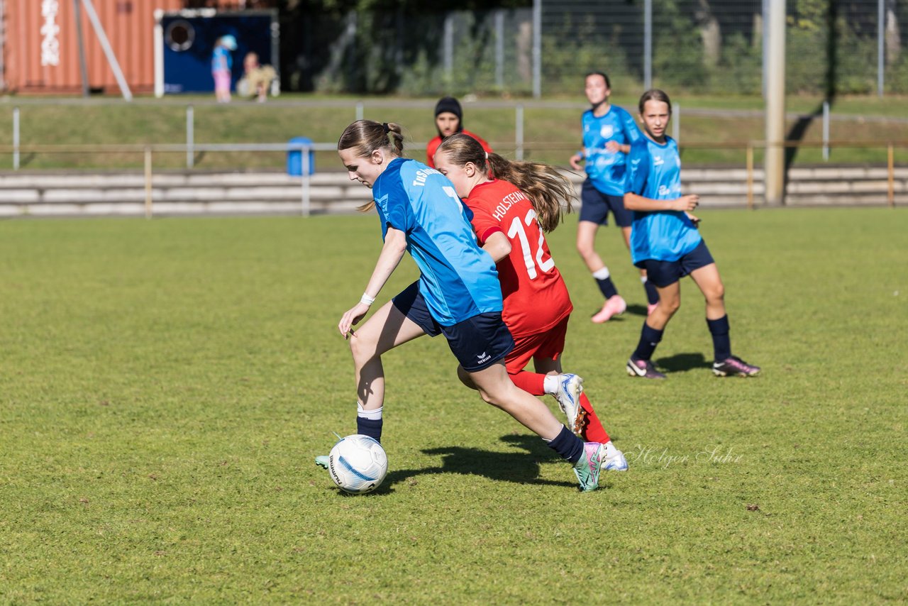 Bild 340 - wBJ TuS Rotenhof - Holstein Kiel : Ergebnis: 1:4